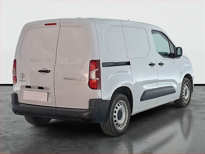 Toyota ProAce City (2023) 1.5 D-4D, ČR, DPH - fotka 5 z 17