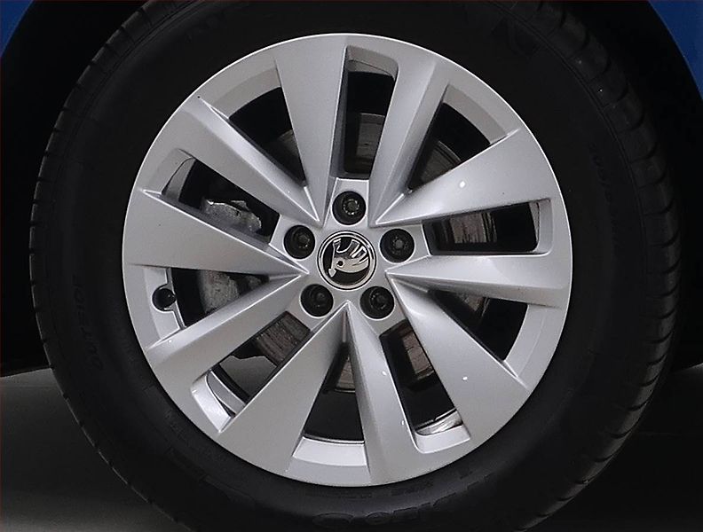 Škoda Scala (2024) Selection 1.0 TSI, ČR,1.maj - fotka 14 z 18