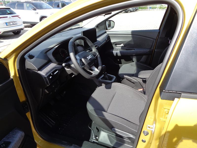 Dacia Sandero (2026) Expression TCe 100    - fotka 9 z 15