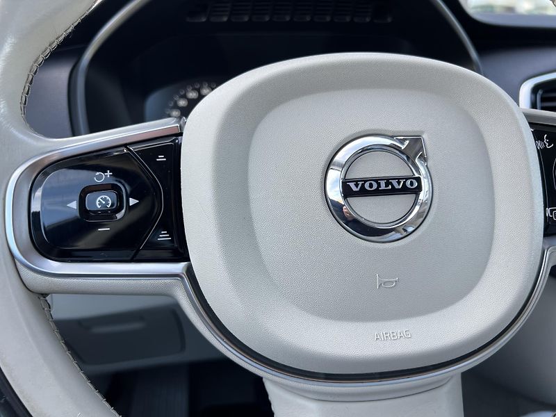 Volvo XC90 2.0 D5 DRIVE-E 4x4 PŮVOD ČR - fotka 15 z 56