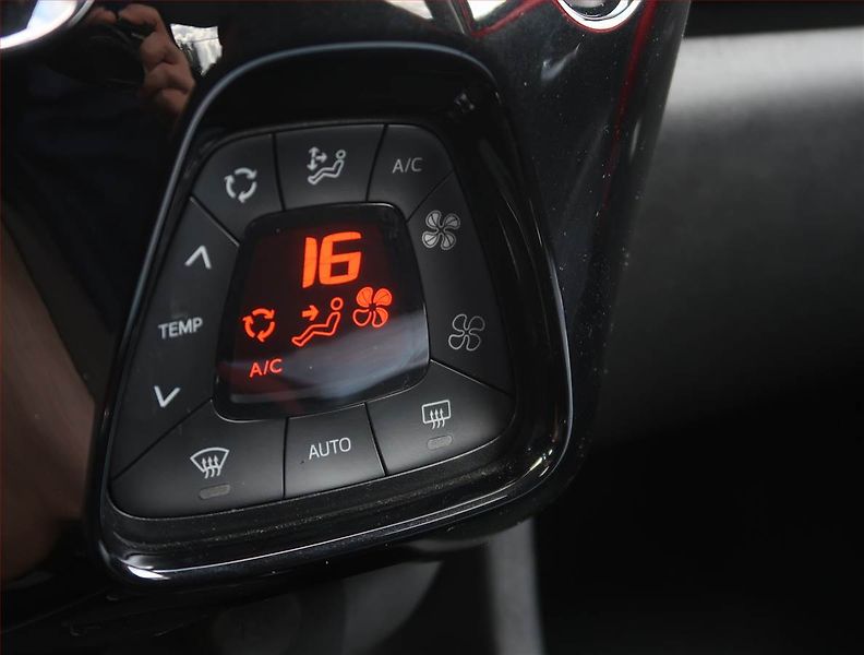 Toyota Aygo (2018) 1.0 VVT-i, Automat, ČR,1.maj - fotka 15 z 18