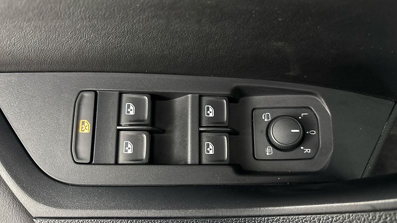Škoda Kodiaq 2.0 TDI DSG 4x4 L&K - fotka 25 z 34