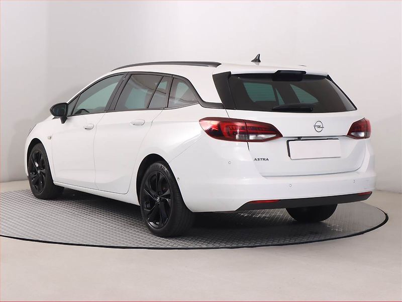 Opel Astra (2022) 1.5 CDTI, Automat, Serv.kniha - fotka 4 z 21
