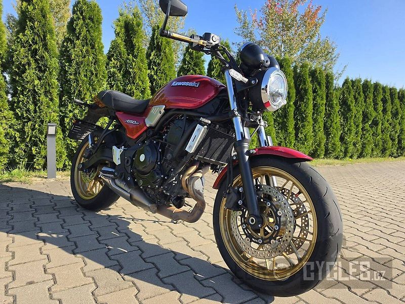 Kawasaki Z 650 RS (2023) - fotka 2 z 15
