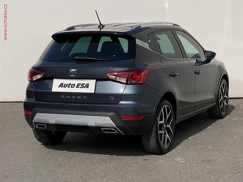 Seat Arona (2019) 1.5 TSi, FR, LED, navi - fotka 4 z 19
