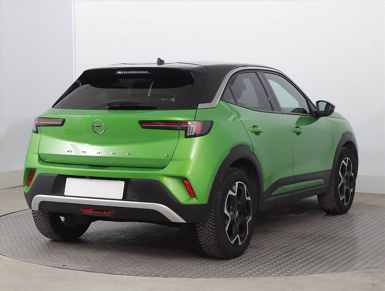 Opel Mokka (2021) Electric 50 kWh, SoH 90% - fotka 5 z 21