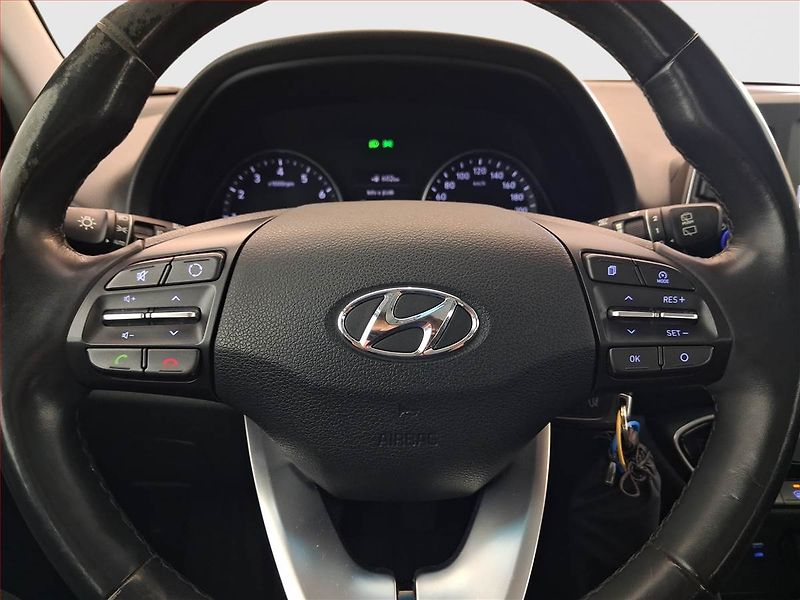 Hyundai i30 (2018) 1.4 T-GDI, ČR,1.maj - fotka 16 z 17