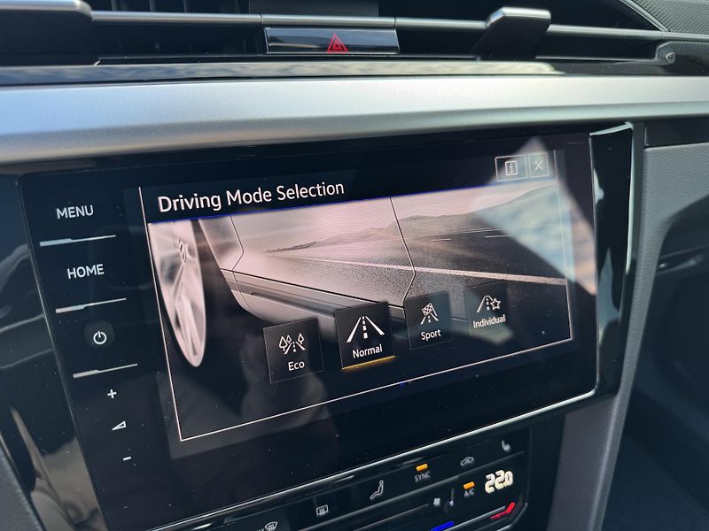 Volkswagen Arteon Shooting Brake (2021) 2.0TSI 140kw DSG R-Line Webast - fotka 31 z 40