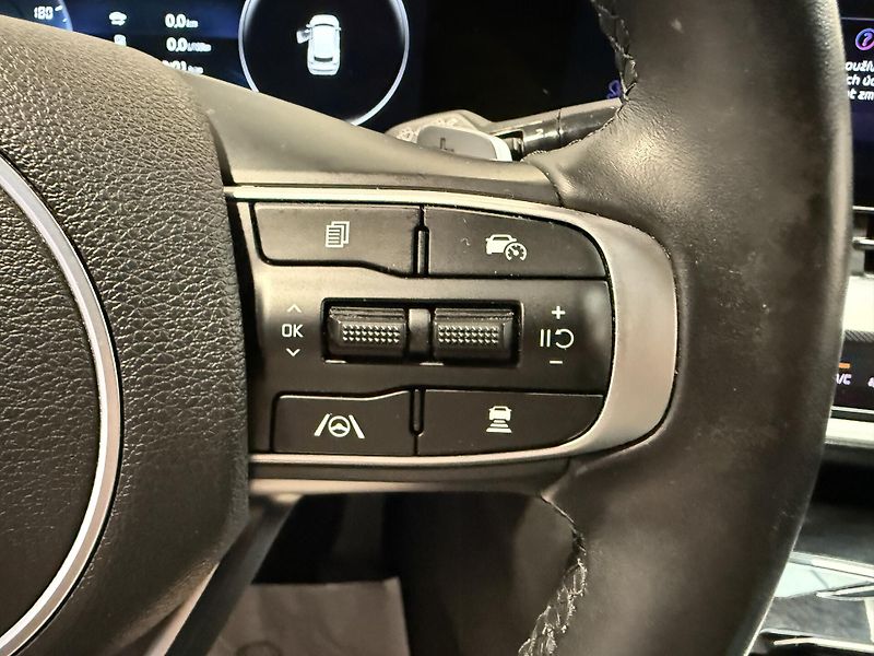 Kia Sportage 1.6 T-GDI HEV 169kW 4x2 TOP AT - fotka 10 z 17