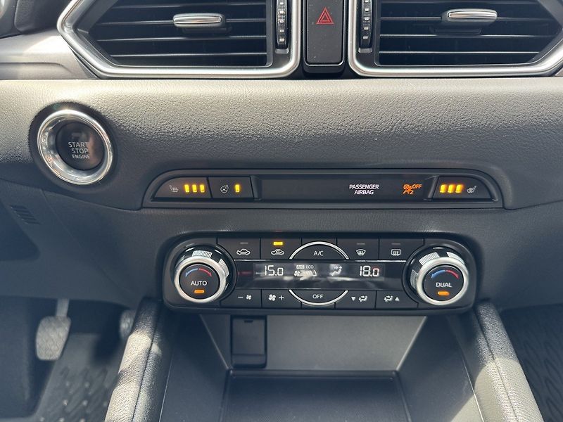 Mazda CX-5 (2017) 2.0 G-165 LED Navi Kamera Blis - fotka 12 z 48