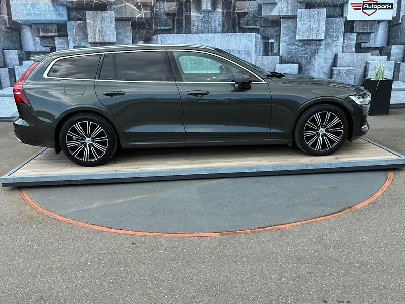 Volvo V60 (2020) 2.0D,140KW,BLIS,ACC,MATRIX,DPH - fotka 5 z 26