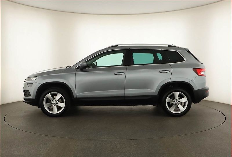 Škoda Karoq (2019) Style 1.6 TDI, Navi, Tempomat - fotka 3 z 15