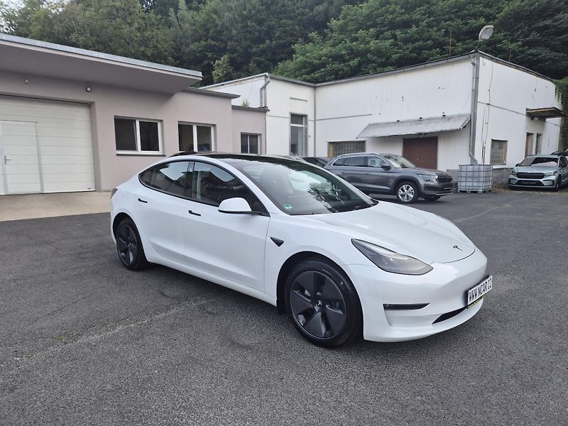 Tesla Model 3 LONG RANGE DUAL MOTOR SOH 91% - fotka 3 z 50