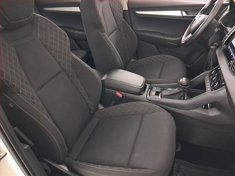 Škoda Karoq (2021) Ambition 1.6 TDI - fotka 9 z 20