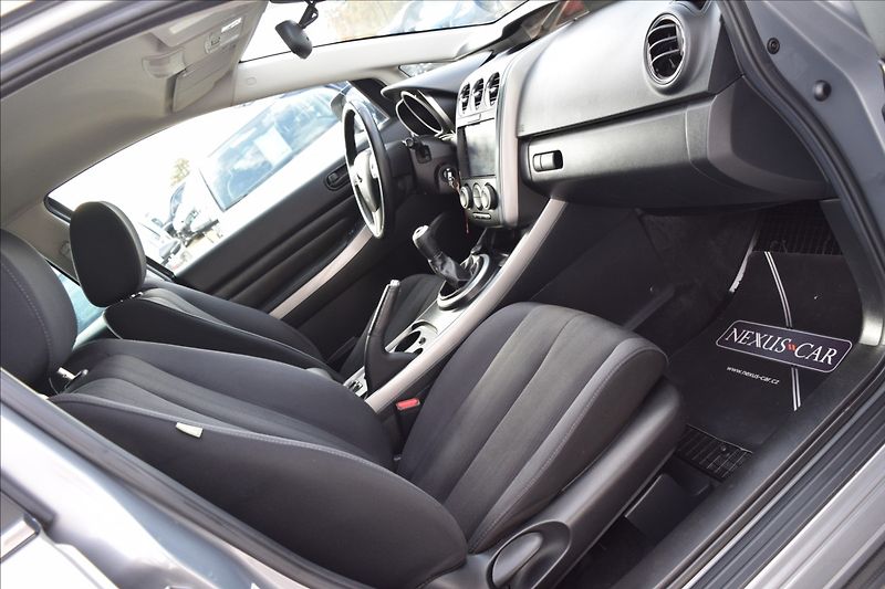 Mazda CX-7 2,2 CD 127KW VÝHŘEV KLIMA ALU - fotka 22 z 45