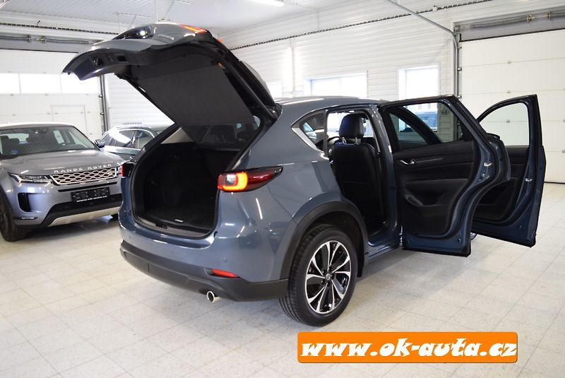 Mazda CX-5 2.2 D EXCLUSIVE-LINE 2024 - fotka 22 z 68