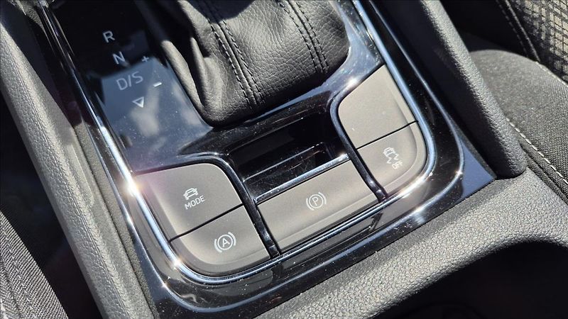 Škoda Karoq 2,0 TDi 110 Kw 4x4 Style DSG - fotka 20 z 25
