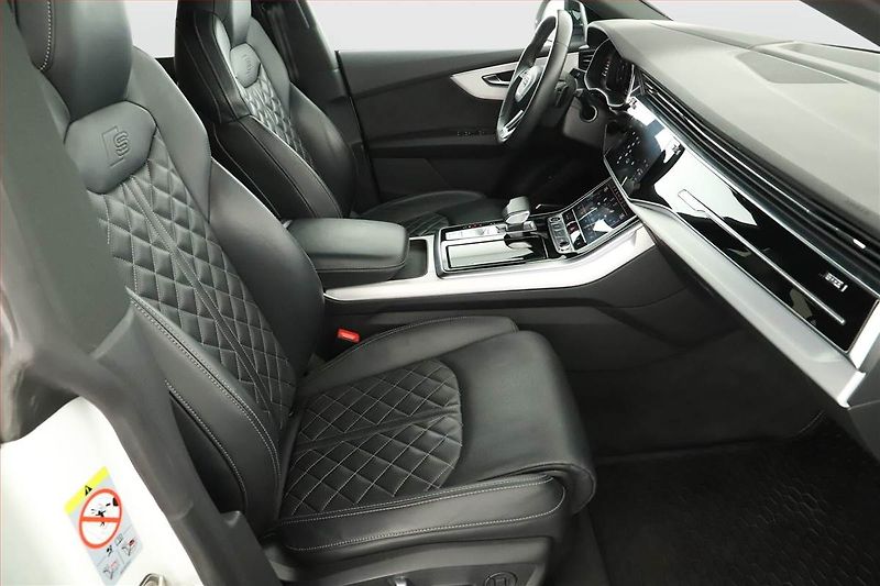Audi Q8 (2022) 50 TDI - fotka 7 z 20