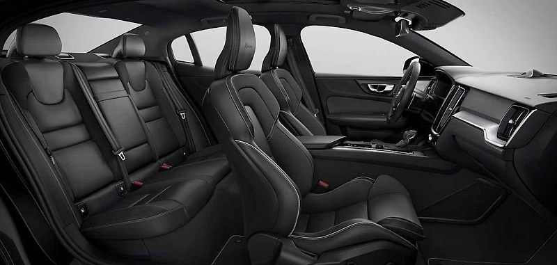 Volvo S60 R-Design.