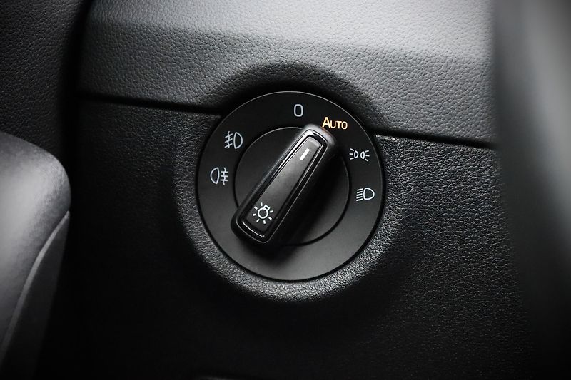 Škoda Octavia 3 FL Combi 1.5 TSI 110 kW DSG - fotka 28 z 39