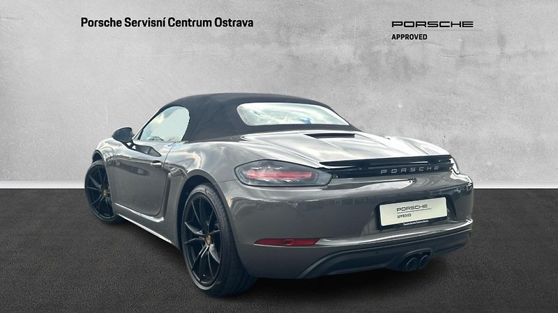 Porsche Boxster 718 - fotka 8 z 29
