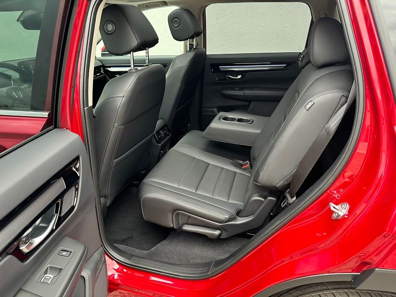 Honda CR-V (2026) 2.0 e:HEV ADVANCE MR2026 RED - fotka 19 z 33