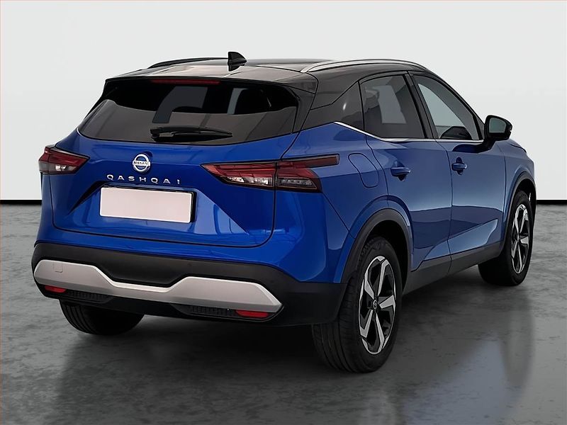 Nissan Qashqai (2022) 1.3 DIG-T - fotka 5 z 17