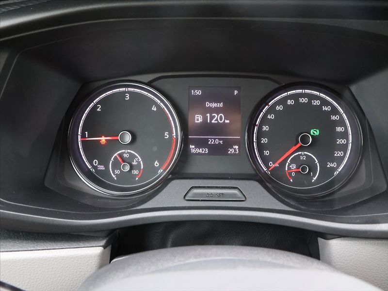 Volkswagen Transporter 2,0 TDI 110kW DSG 9-Míst CZ DP - fotka 16 z 26