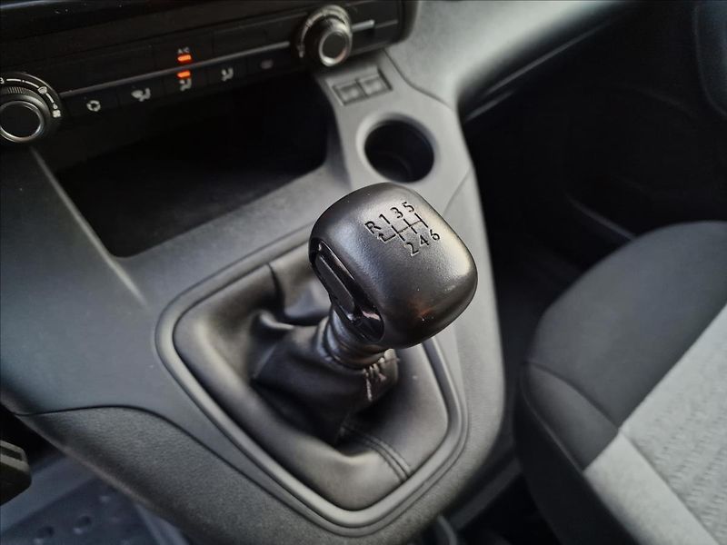 Citroën Berlingo 1.5 BlueHDi S&S M PROFI+ Feel - fotka 34 z 50
