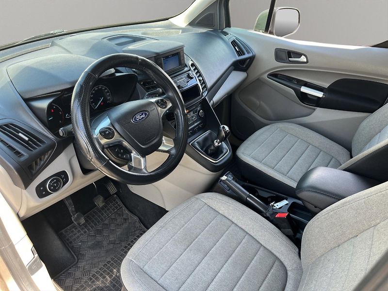 Ford Tourneo Connect (2019) 1.5 EcoBlue 88kW, Tažné, ČR, 1 - fotka 9 z 20