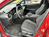 Toyota C-HR 1.8 HSD e-CVT 90kW Style - náhled 10