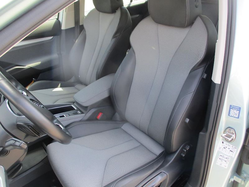 Škoda Enyaq iV 80 LOFT 150kW 82kWh TČ - fotka 22 z 54