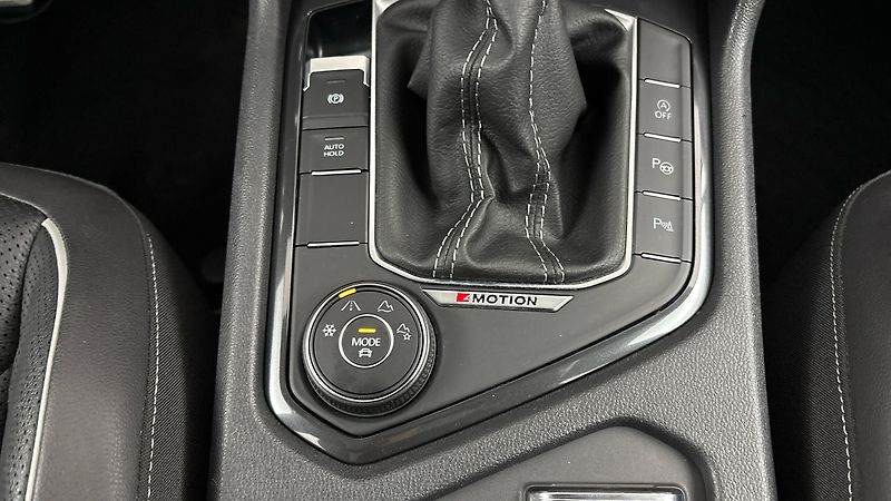 Volkswagen Tiguan Allspace 2.0 TDI DSG 4motion R-Line - fotka 28 z 36