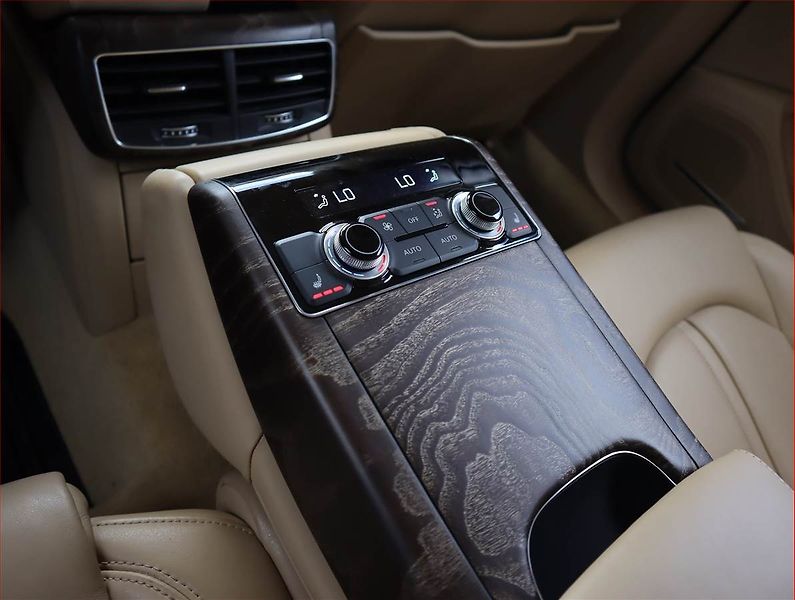 Audi A8 (2014) S-Line 3.0 TDI, 4X4, Automat - fotka 16 z 26