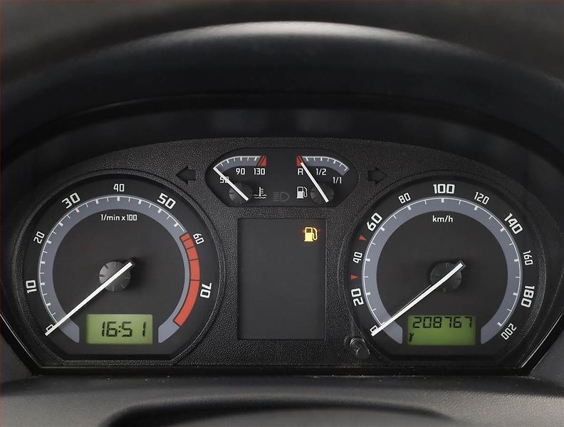 Škoda Fabia (2004) 1.2 12V, Serv.kniha - fotka 8 z 13