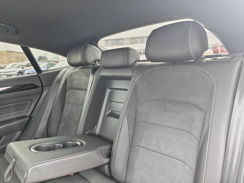 Volkswagen Arteon R-Line 6G 1,5TSI - fotka 8 z 22