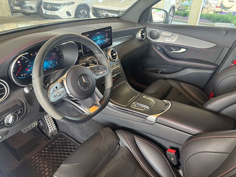Mercedes-Benz GLC 400d 4MATIC kupé - fotka 12 z 21