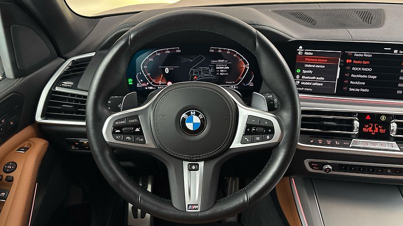 BMW X5 40d AUT xDrive M-paket - fotka 9 z 29