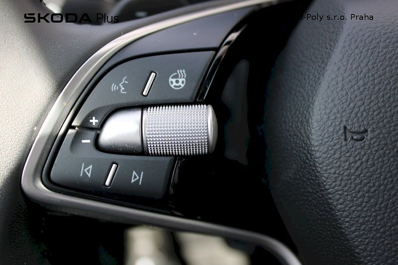 Škoda Octavia (2024) Top Selection 2,0 TDI 110kW DS - fotka 8 z 25