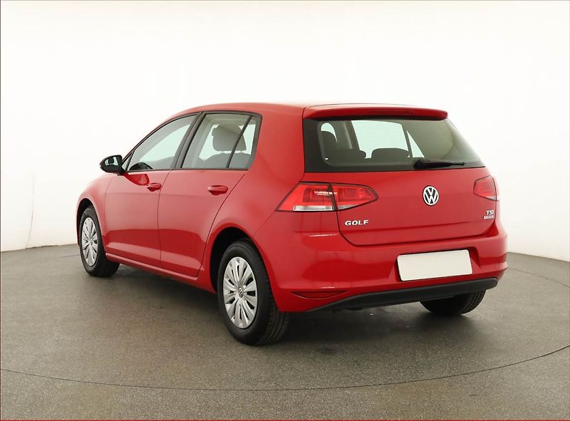 Volkswagen Golf (2014) Comfortline 1.2 TSI - fotka 4 z 12