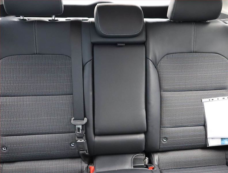 Kia Niro (2017) Hybrid, Automat, Serv.kniha - fotka 10 z 17