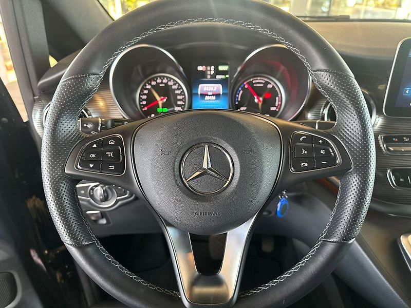 Mercedes-Benz EQV 300 L - fotka 13 z 20