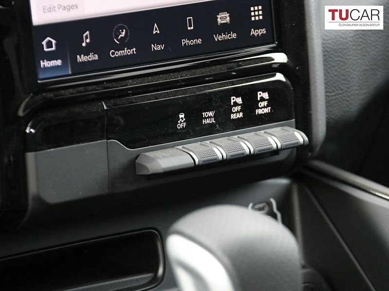 RAM 1500 (2024) Laramie 5.7 V8 HEMI E-Torque - fotka 23 z 38