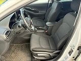 Hyundai i30 1,5 T Family Smart AT - náhled 6