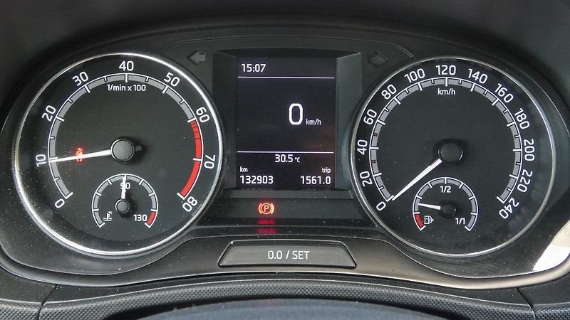 Škoda Fabia Combi 1.0 TSI Ambition - fotka 13 z 22