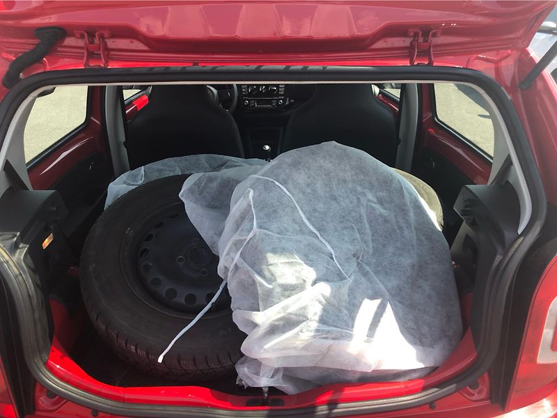 Volkswagen up! 1,0 44kW BMT Move - fotka 13 z 26