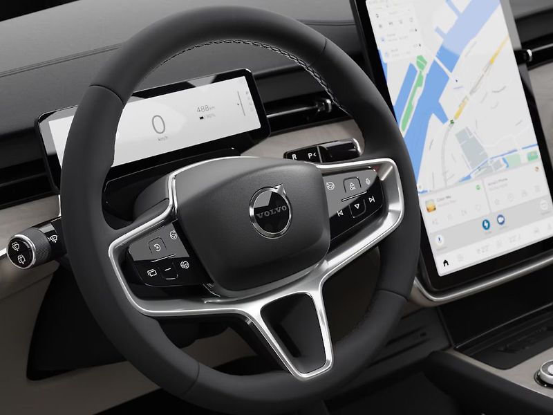 Volvo EX90 PLUS Single Motor RWD 205kW - fotka 13 z 13