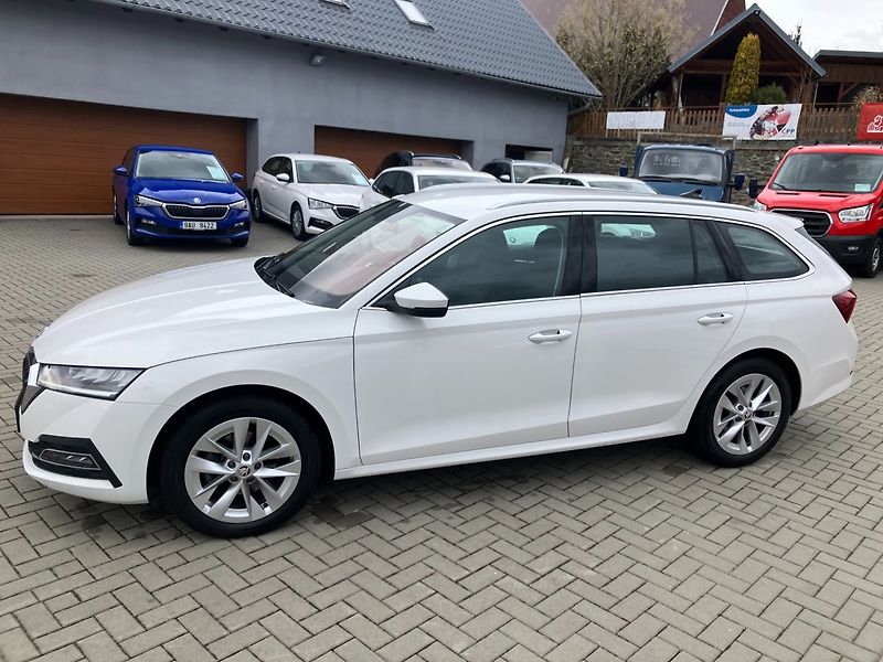 Škoda Octavia (2023) 2.0TDI STYLE EL.TAŽNÉ,2023,ČR - fotka 11 z 34