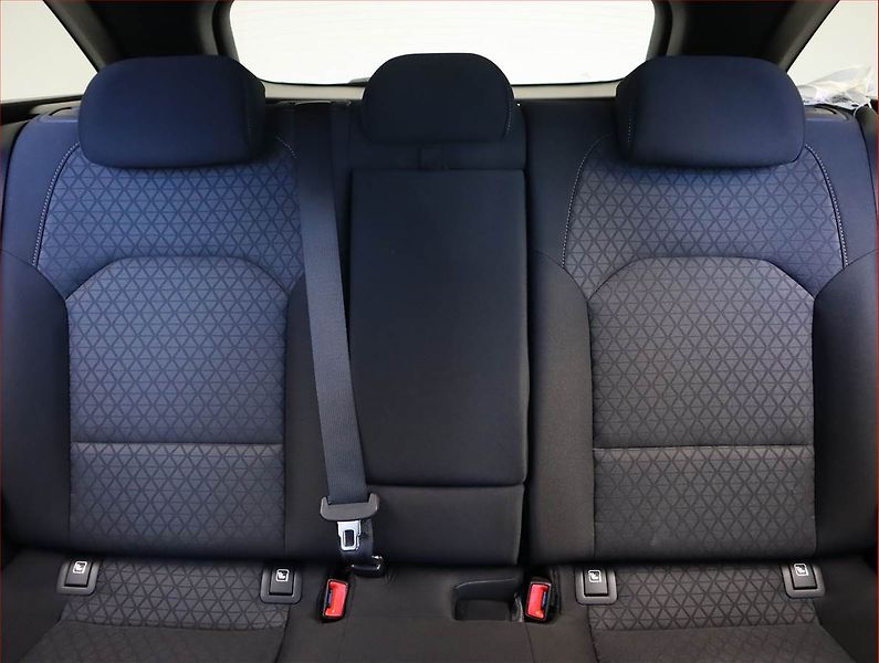 Kia Ceed (2021) Gold 1.6 GDI plug-in, Automat - fotka 10 z 27