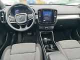 Volvo XC40 2,0 B4 Plus Black Edition AT - náhled 8